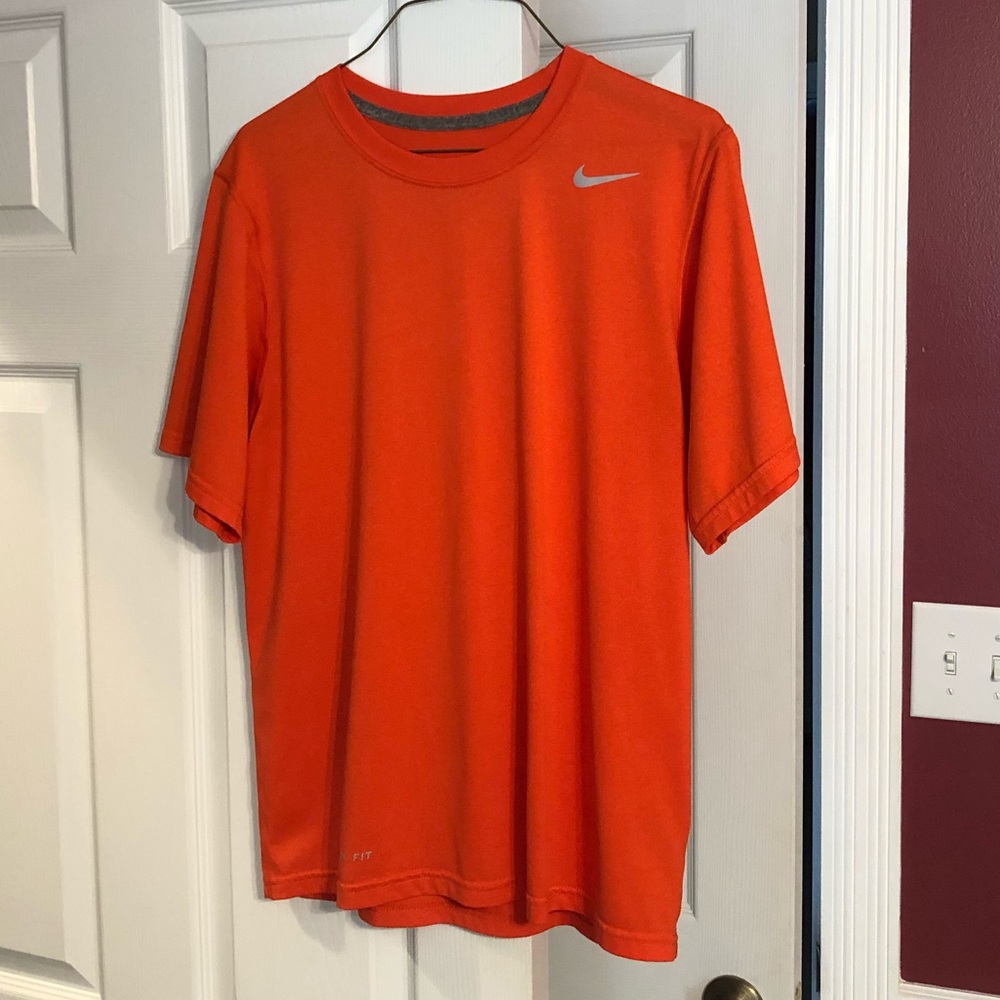 Nike T shirt